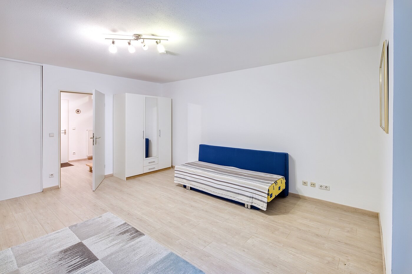 Maisonettewohnung mit 4.5 Zimmern | 70295 | ...