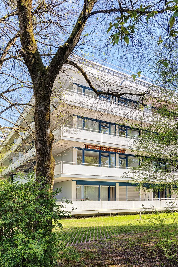 Etagenwohnung mit 3.5 Zimmern | München-Bogenhausen | 703052 | Gepflegtes Objekt