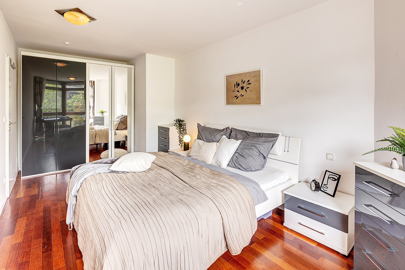 Etagenwohnung mit 3 Zimmern | München-Schwabing | 2202ML12 | ...sehr schön hell