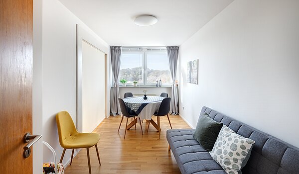 Etagenwohnung mit 3 Zimmern | München-Schwabing | 703181 | Essen zum...