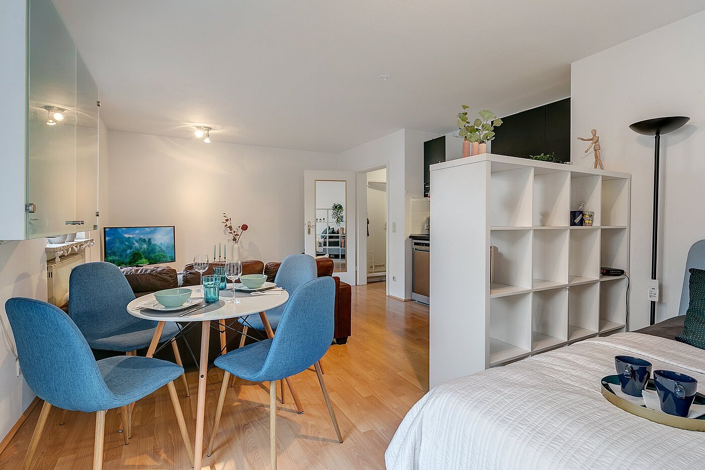 Etagenwohnung mit 1 Zimmer | München-Obergiesing | 1908ML1 | Esstisch