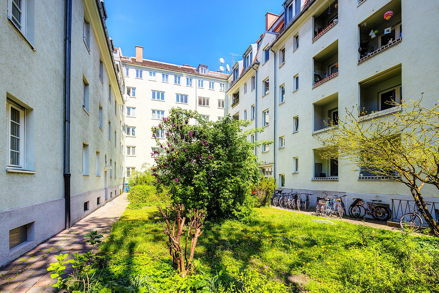 Etagenwohnung mit 2 Zimmern | München-Sendling | 70220 | Innenhof