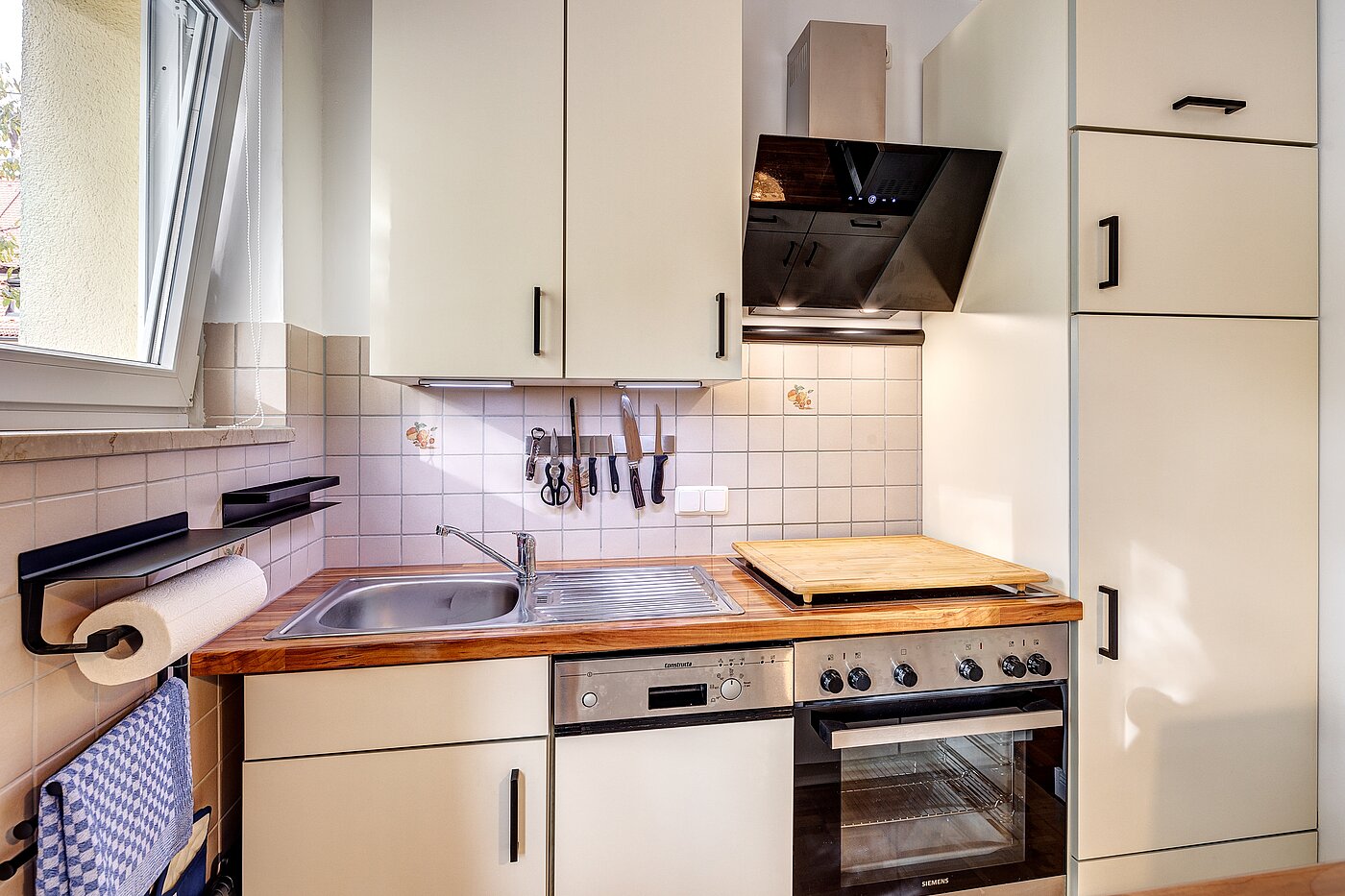 Apartment mit 1 Zimmer | 70478 | Moderne Apartmentküche