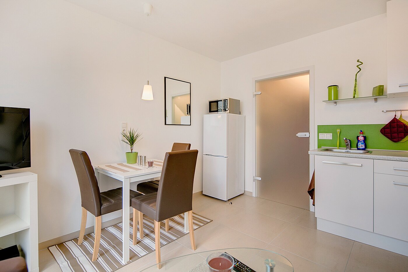 Etagenwohnung mit 1 Zimmer | München-Berg am Laim | 2209ML2 | ...und Wohnbereich