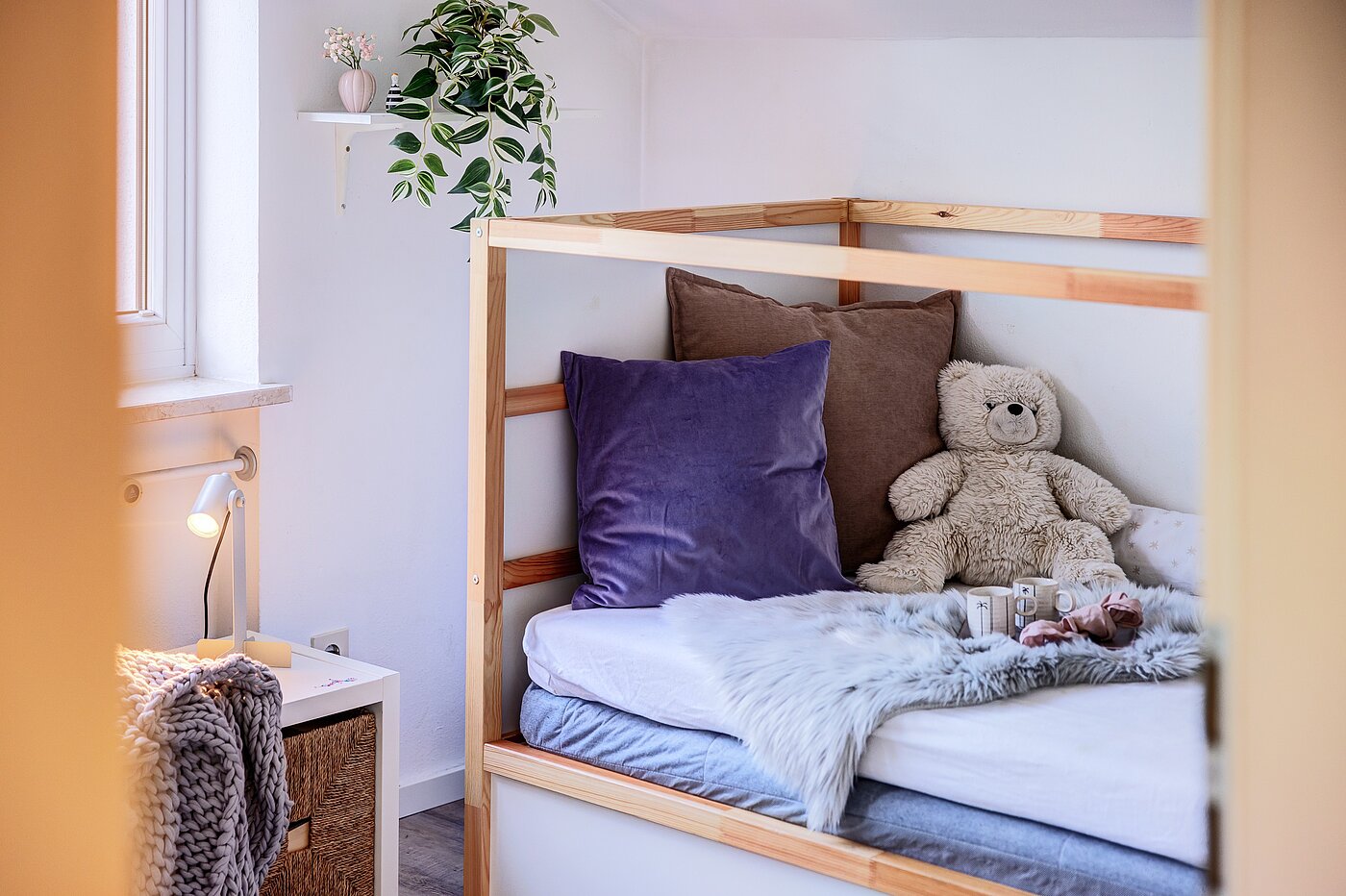 Dachgeschosswohnung mit 3 Zimmern | Karlsfeld | 70217 | Kuscheliges...