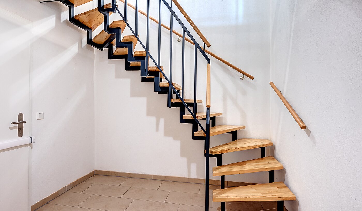 Etagenwohnung mit 3 Zimmern | Gauting | 70116 | Auf dem Weg nach unten