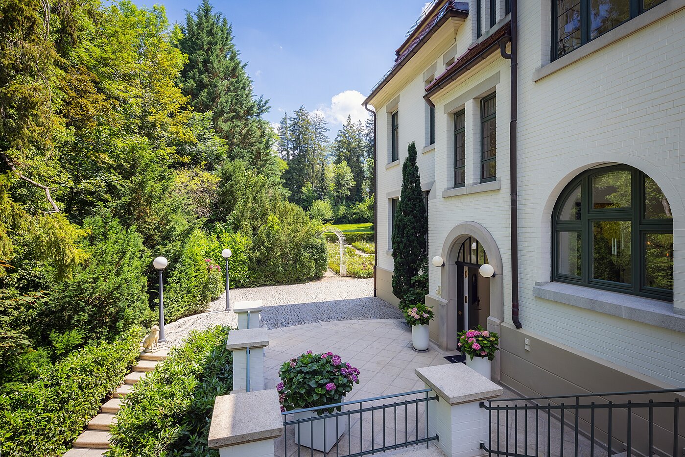 Villa mit 9 Zimmern | Reutlingen | 70231 | Eingangsbereich