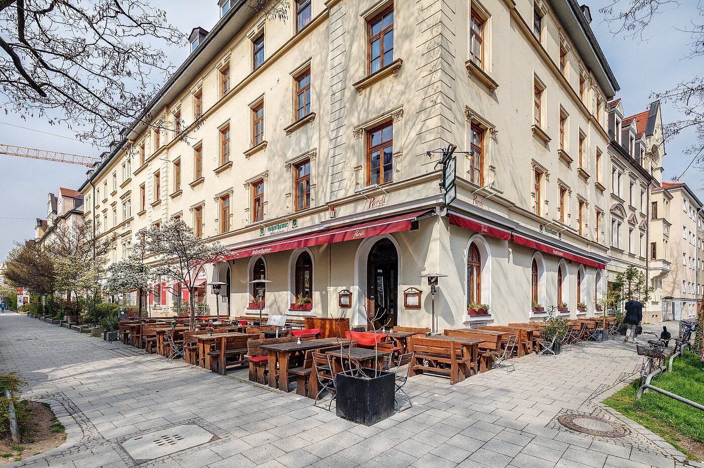 Etagenwohnung mit 2 Zimmern | München-Neuhausen | 2012ML5 | Restaurants und...