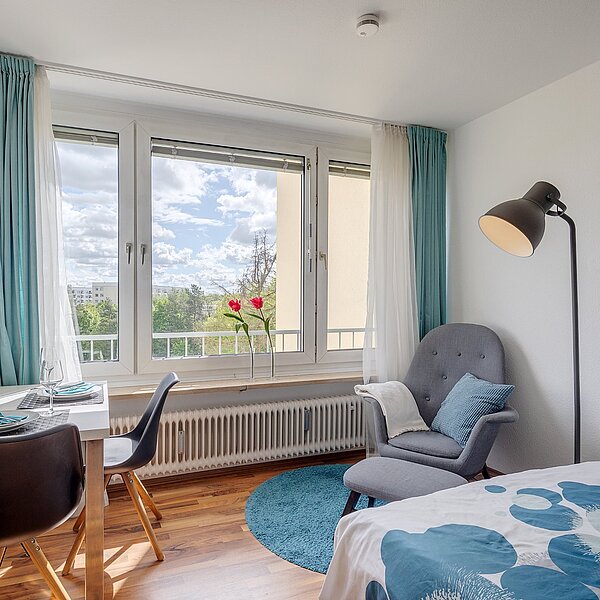 Oberföhring: Freies Apartment - modern und chic
