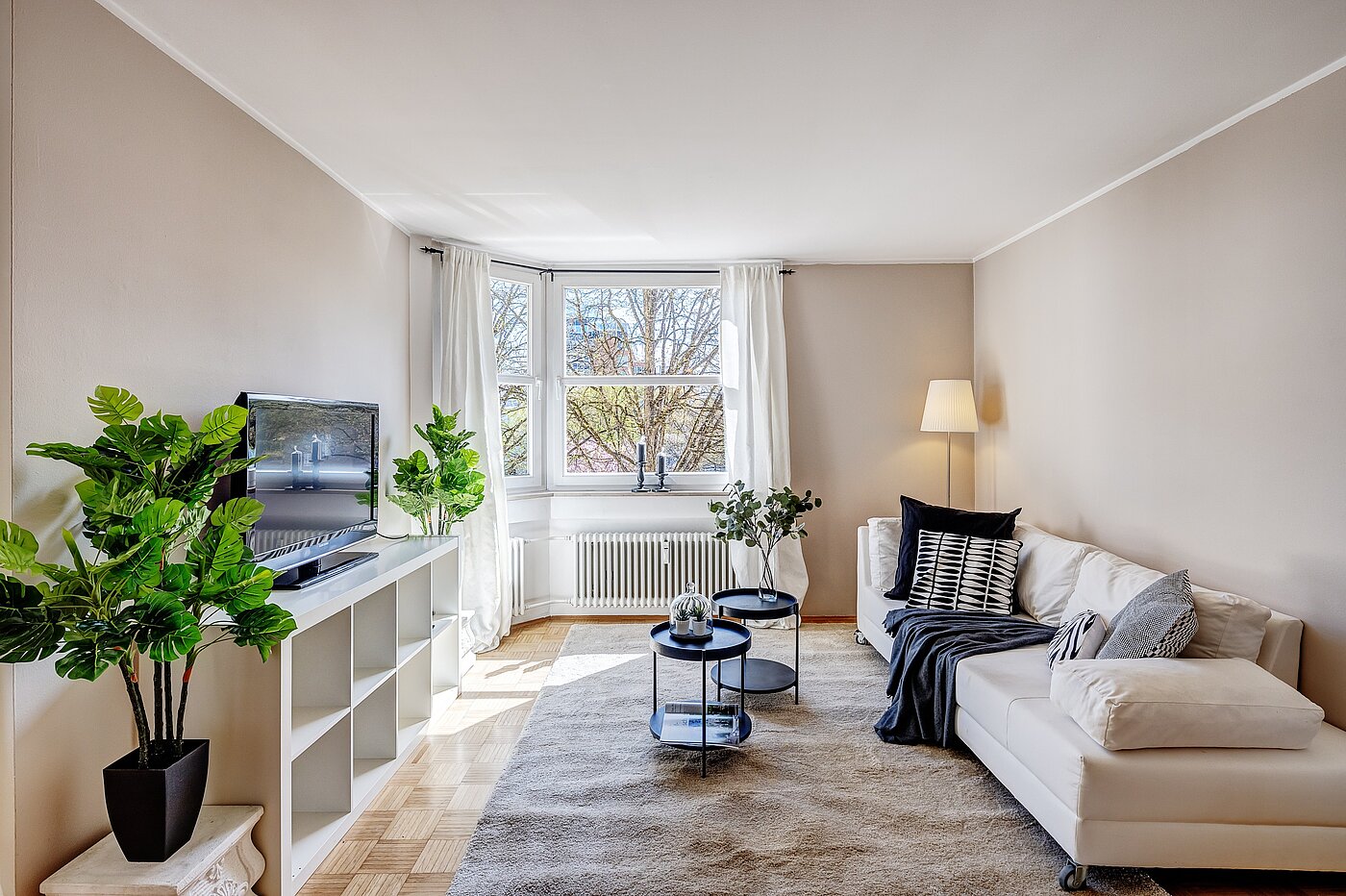 Etagenwohnung mit 1.5 Zimmern | München-Bogenhausen | 2203ML2 | Großzügiges Wohnzimmer...