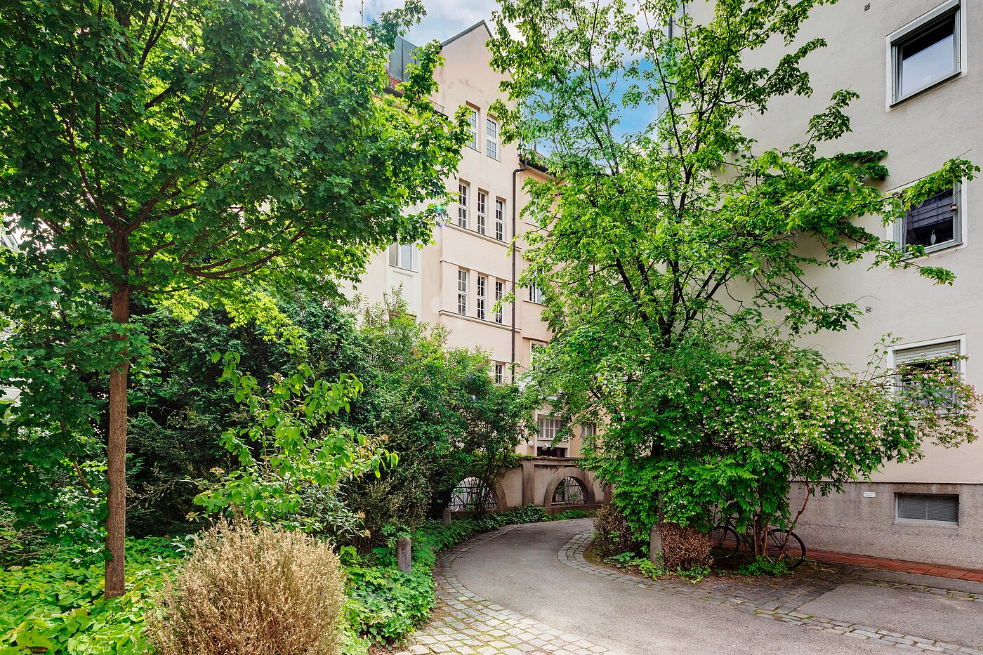 Etagenwohnung mit 2 Zimmern | München-Schwabing | 70130 | Begrünter Innenhof