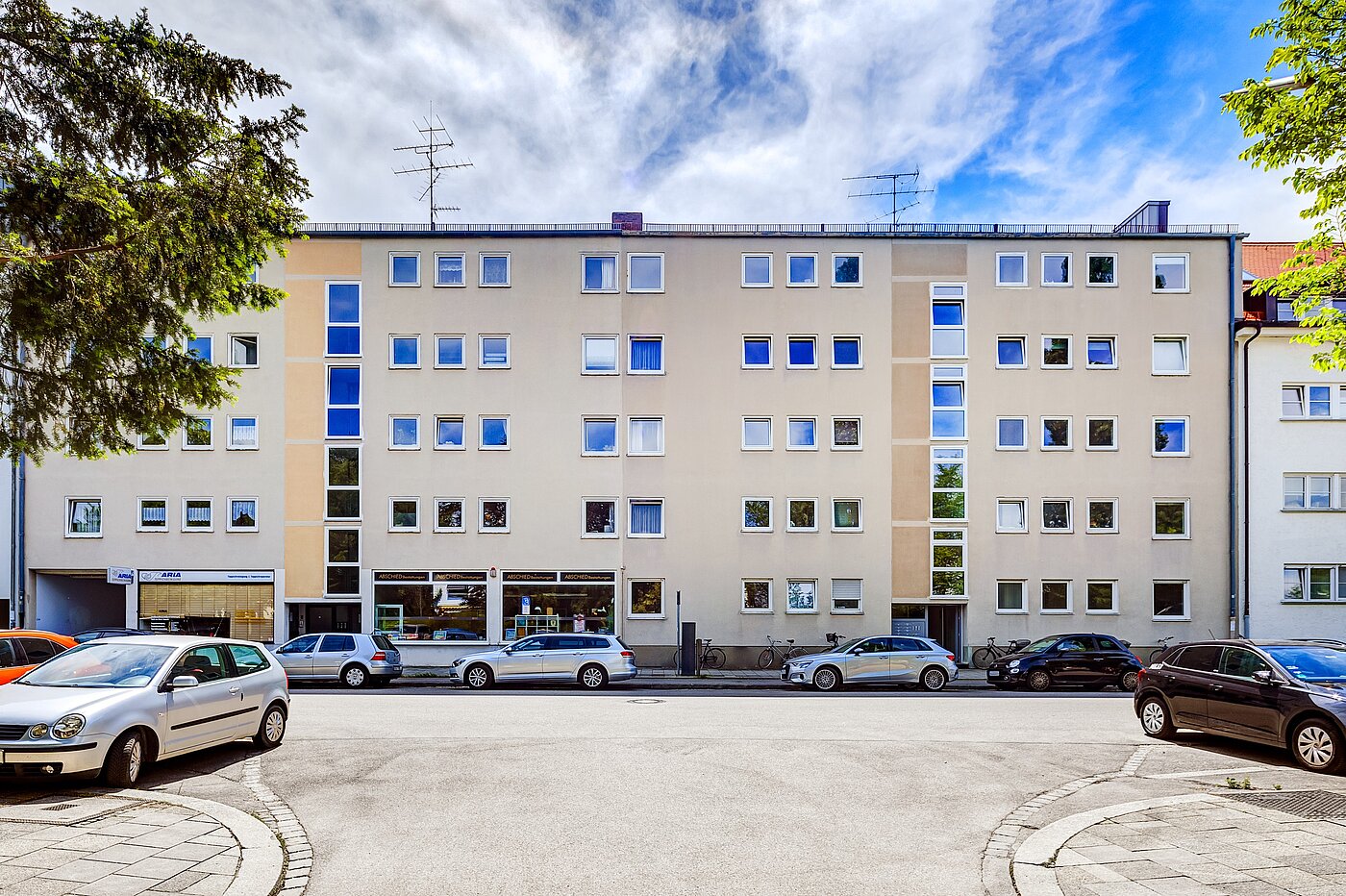 Etagenwohnung mit 1.5 Zimmern | 70127 | Hausansicht