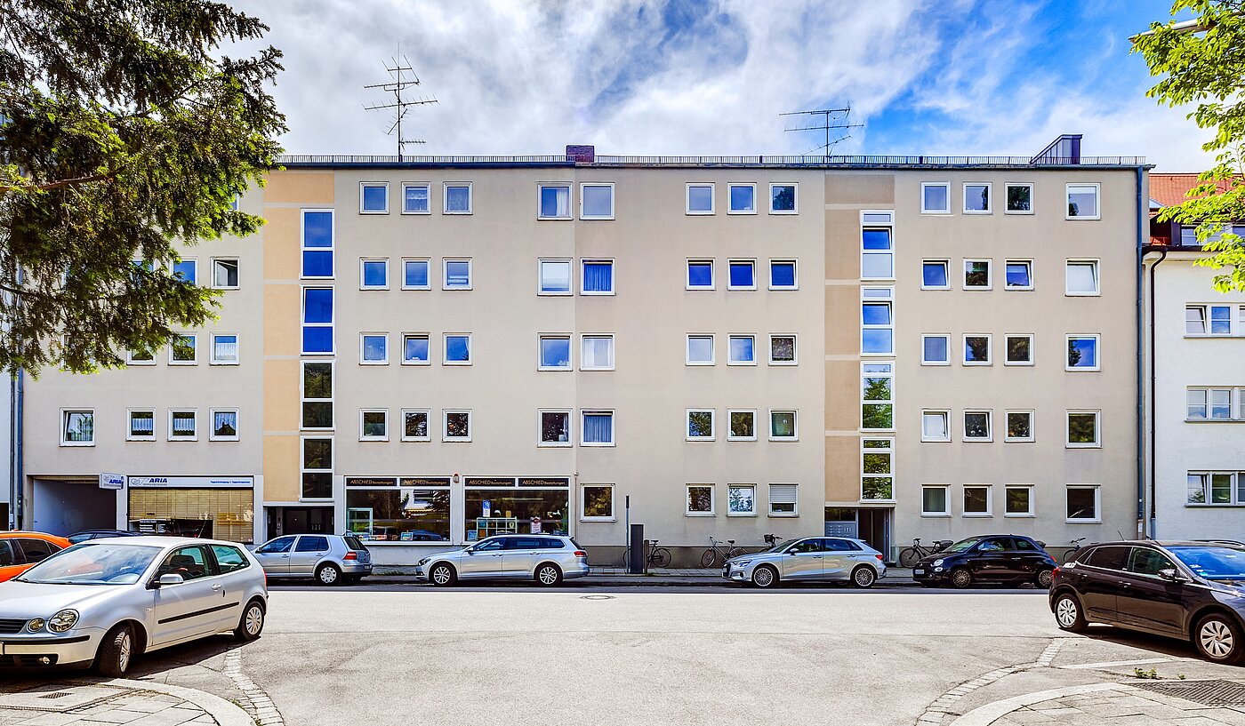 Etagenwohnung mit 1.5 Zimmern | 70127 | Hausansicht