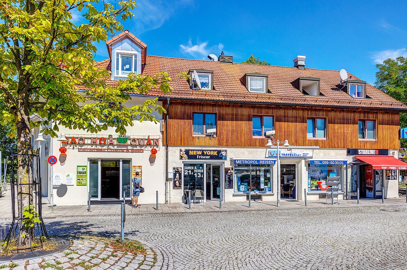 Dachgeschosswohnung mit 3 Zimmern | 70501 | ...Nähe
