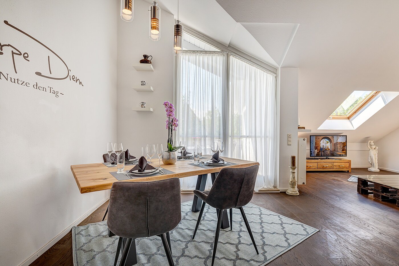 Etagenwohnung mit 2 Zimmern | Neubiberg | 70129 | ...Essen