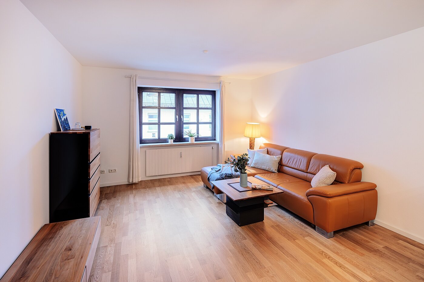Etagenwohnung mit 2 Zimmern | 70206 | Wohnen und...