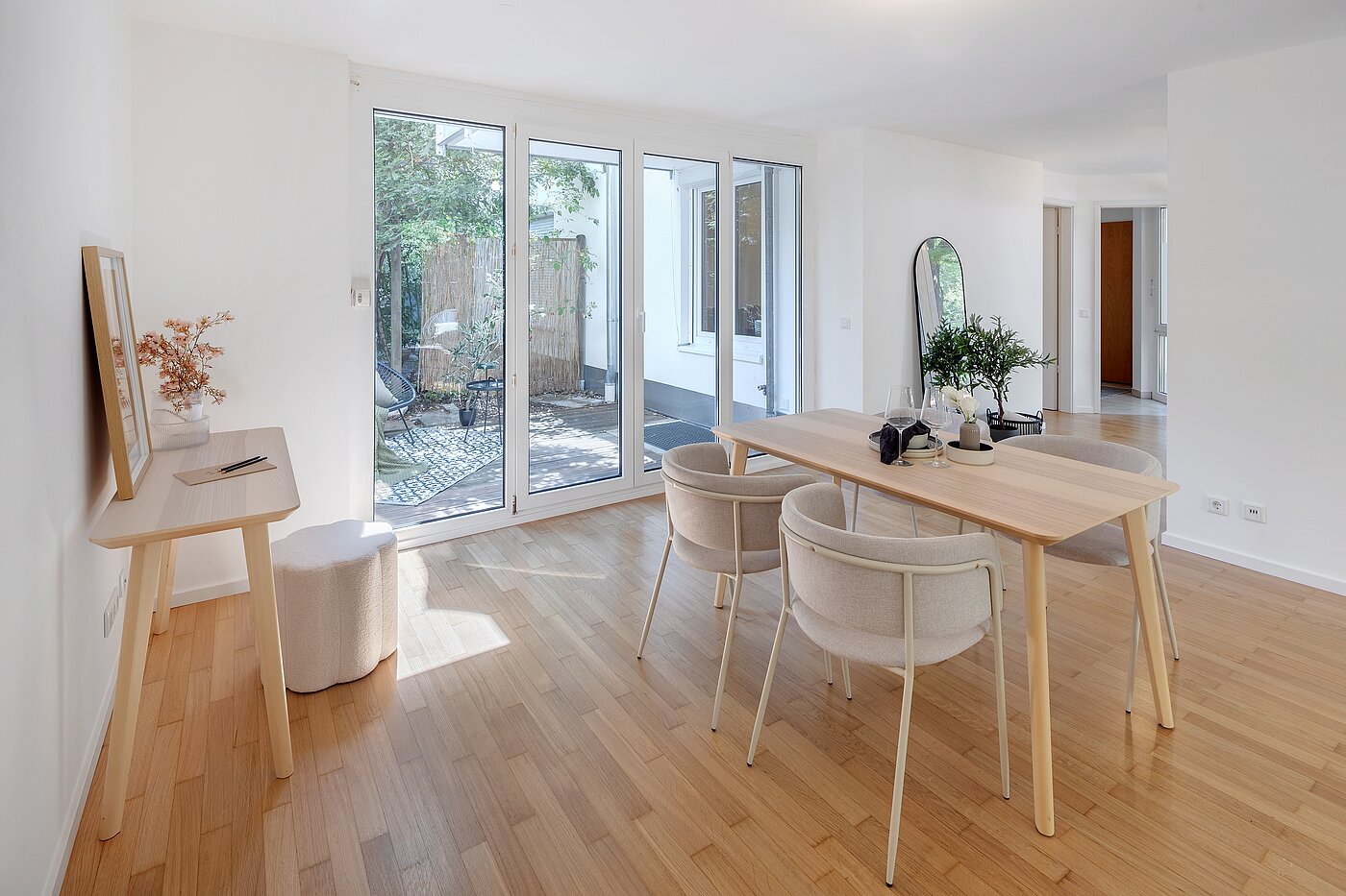 Erdgeschosswohnung mit 2 Zimmern | München-Laim | 70464 | ...und Essbereich