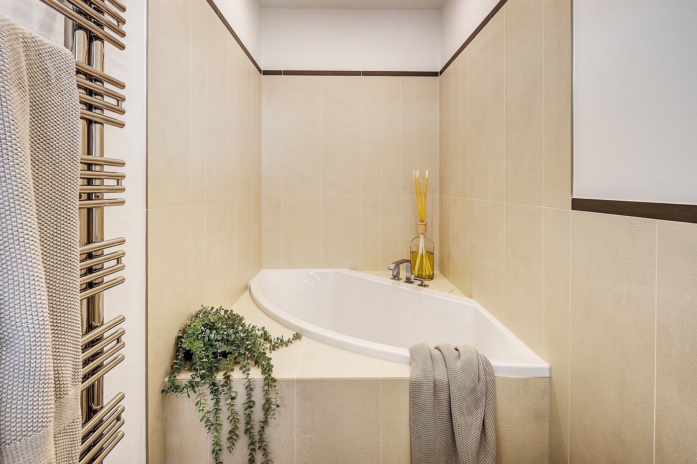 Reiheneckhaus mit 3 Zimmern | Kreuth | 70037 | ...und Eckbadewanne