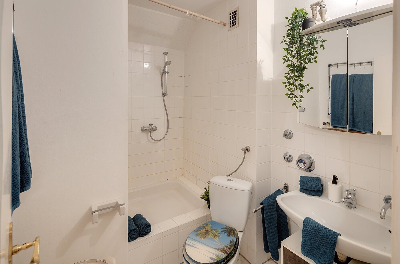 Etagenwohnung mit 1 Zimmer | München-Bogenhausen | 2012ML2 | Kleines Duschbad
