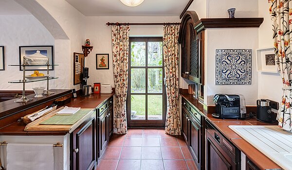 Einfamilienhaus mit 4 Zimmern | Neubiberg | 70429 | Zugang zum Garten