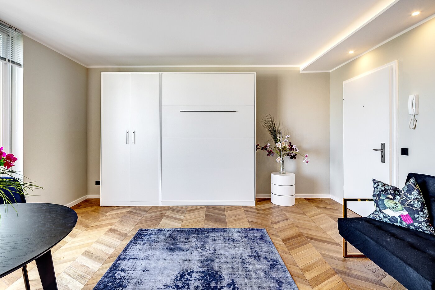 Apartment mit 1 Zimmer | München-Schwabing | 70376 | Kleiderschrank...