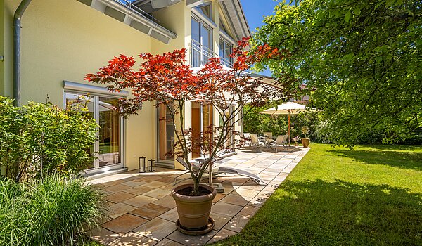 Einfamilienhaus mit 5 Zimmern | Icking | 70438 | ...Wohnterrasse mit...