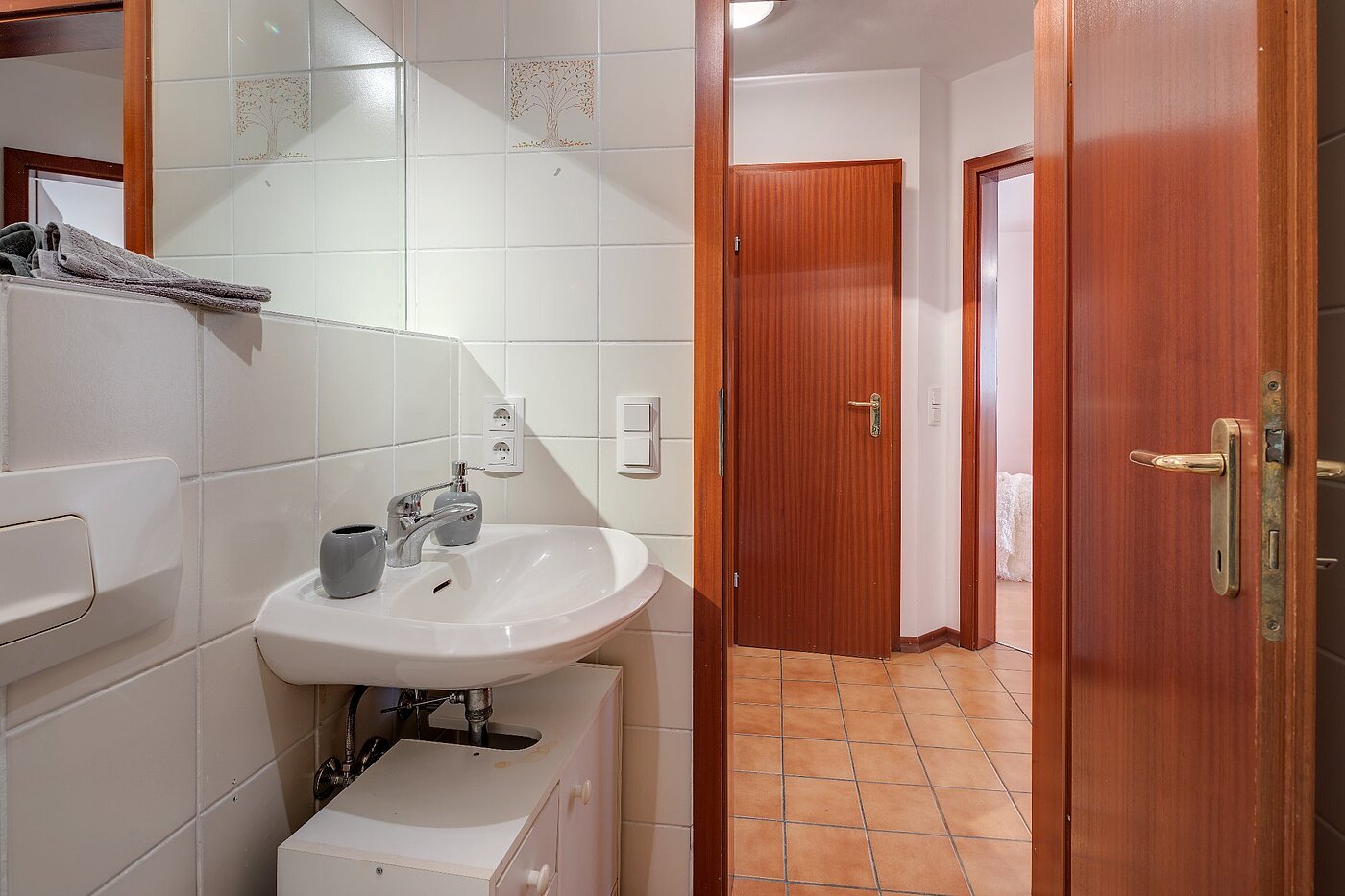 Etagenwohnung mit 2 Zimmern | München-Isarvorstadt | 1804ML1 | Freundliches Badezimmer