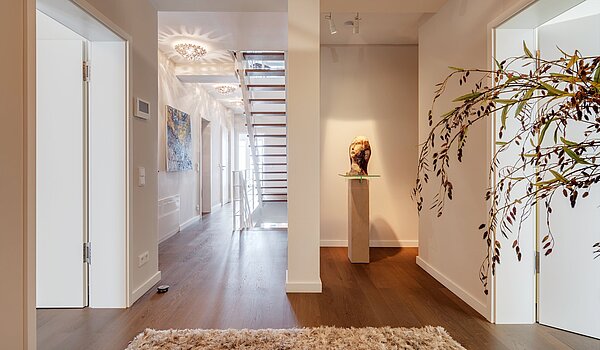 Etagenwohnung mit 5 Zimmern | München-Maxvorstadt | 1807ML1 | Stilvoller Eingang