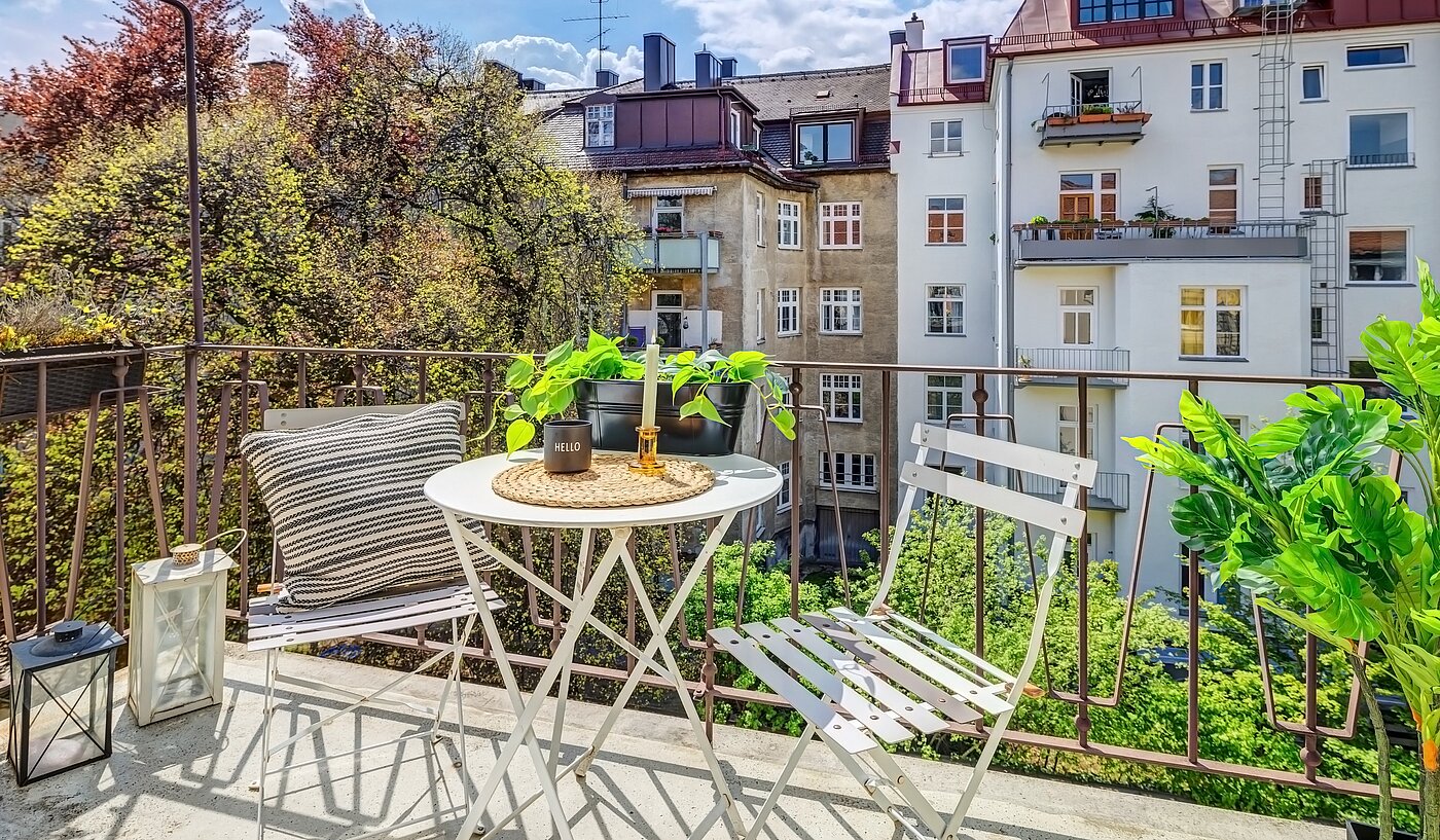 Etagenwohnung mit 1.5 Zimmern | München-Schwabing | 70014 | Sonniger Balkon