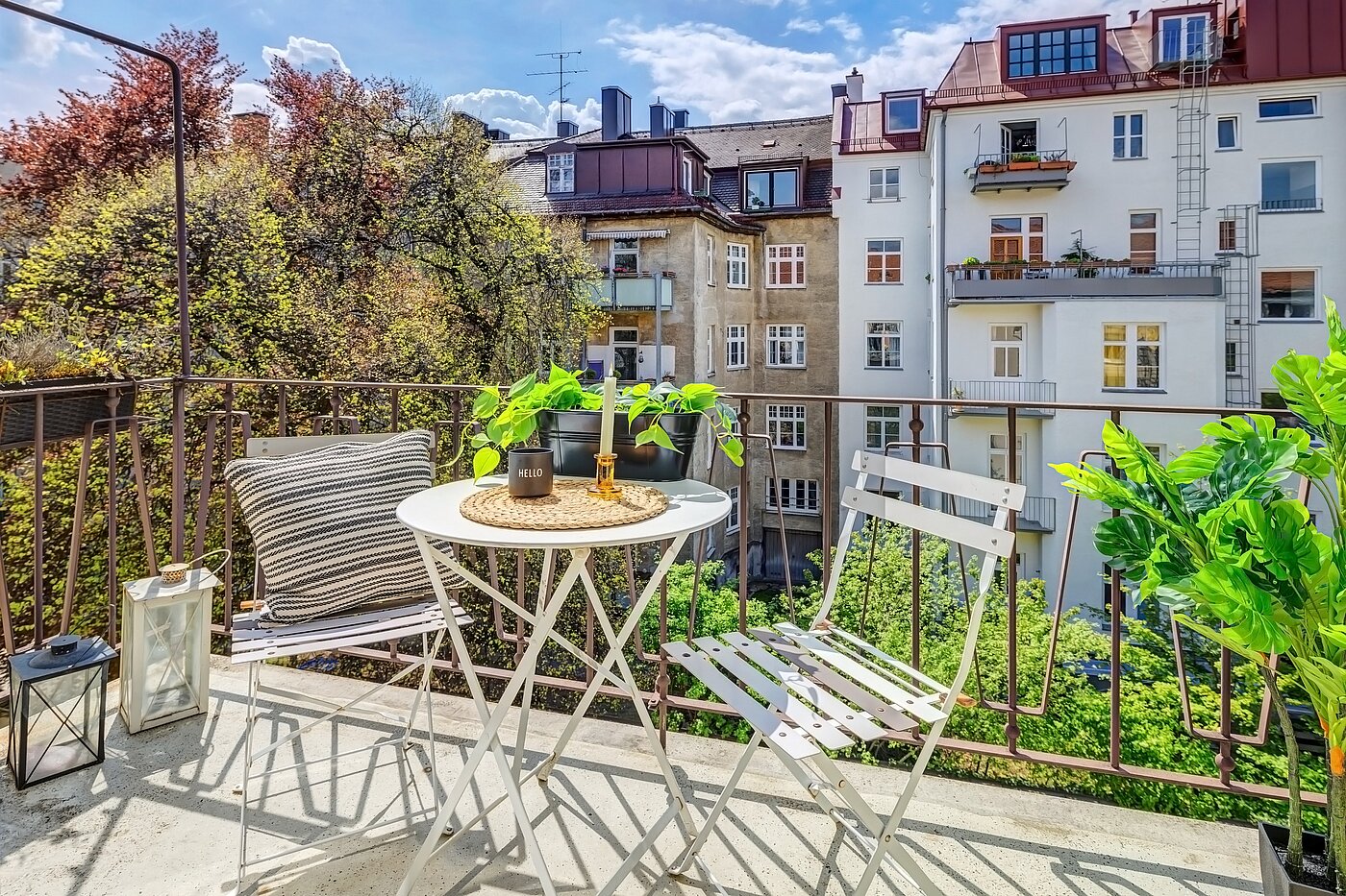 Etagenwohnung mit 1.5 Zimmern | München-Schwabing | 70014 | Sonniger Balkon