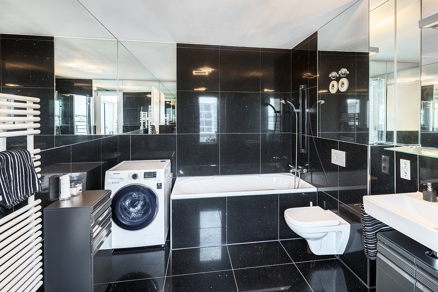 Penthouse mit 3 Zimmern | München-Riem | 70468 | ...und Badewanne
