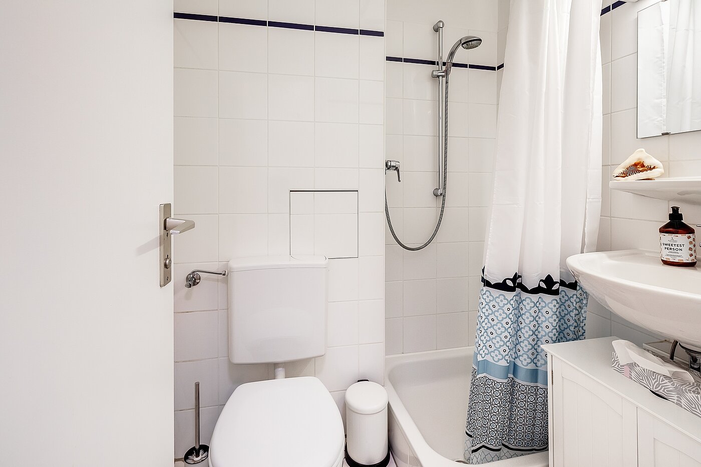 Etagenwohnung mit 1 Zimmer | München-Schwabing | 70475 | ...mit Dusche