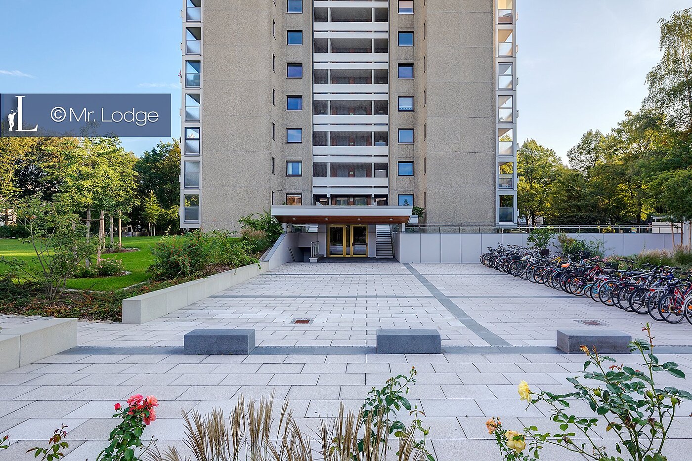 Etagenwohnung mit 1 Zimmer | München-Bogenhausen | 1809ML7 | Hauseingang