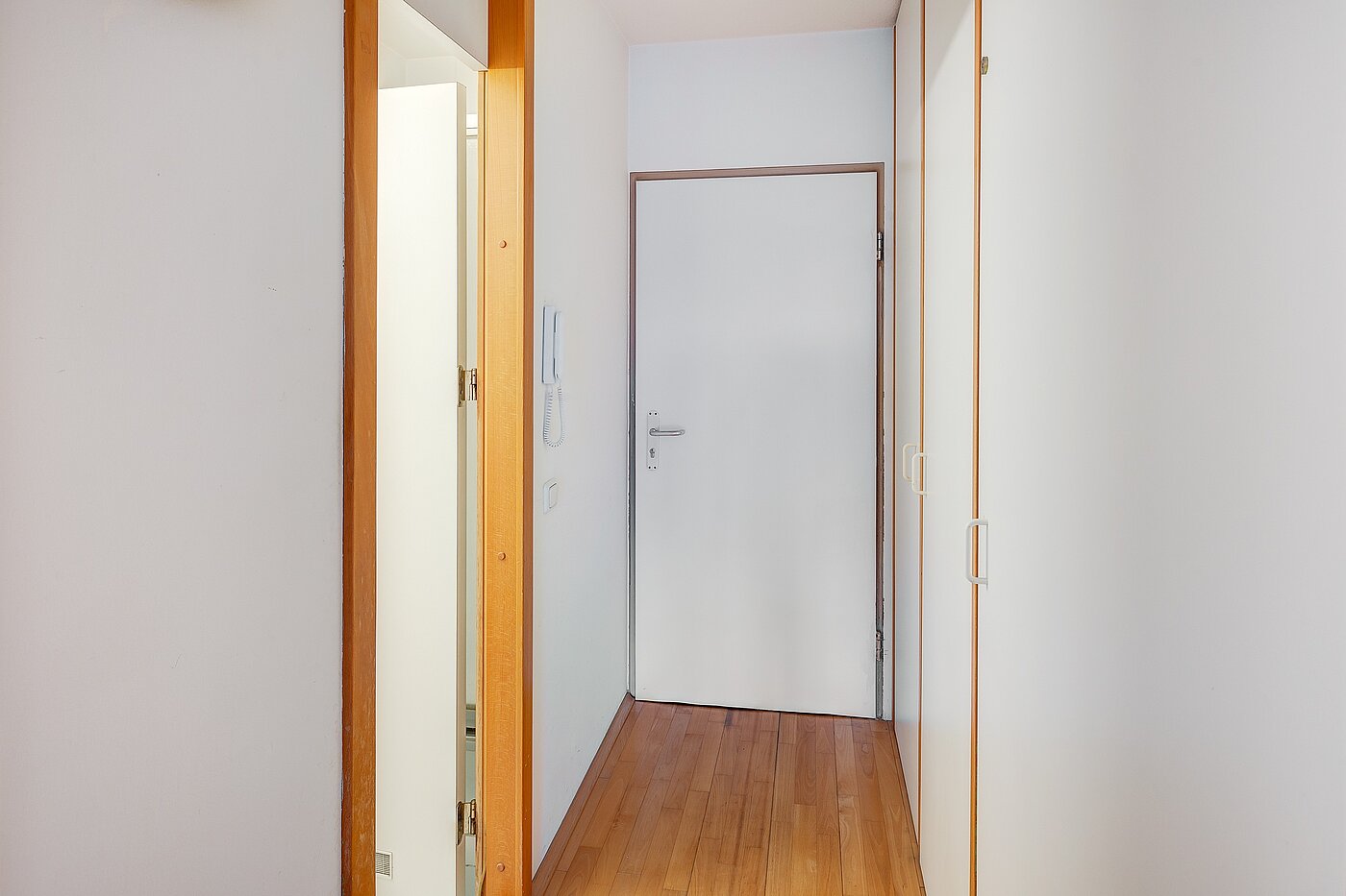 Etagenwohnung mit 1 Zimmer | München-Maxvorstadt | 70087 | Diele mit...