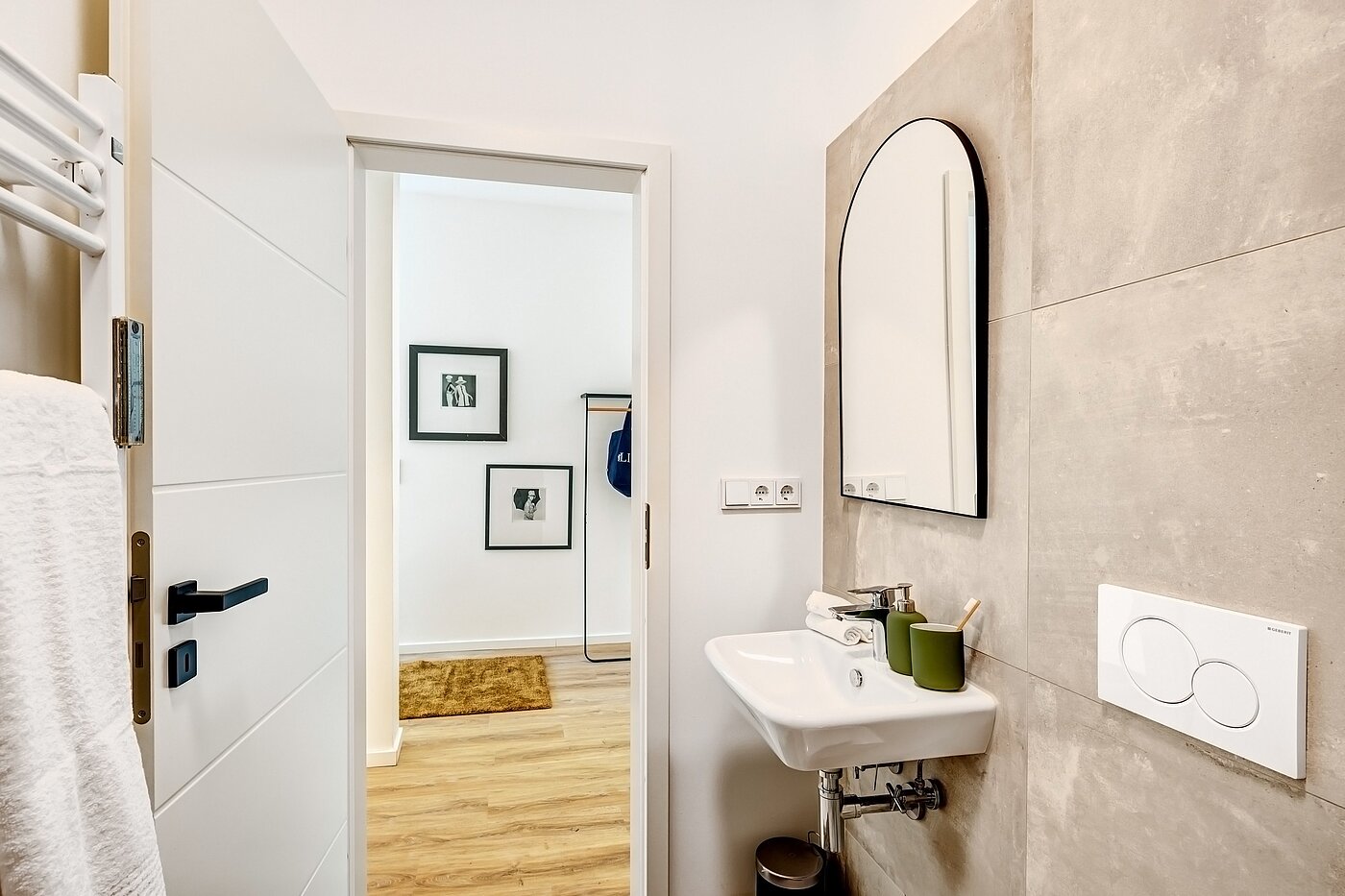 Etagenwohnung mit 2.5 Zimmern | München-Obermenzing | 700191 | ...mit Handtuchheizkörper