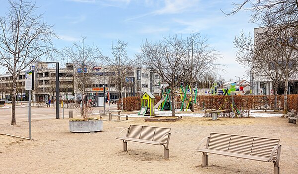 Etagenwohnung mit 2 Zimmern | Poing | 70373 | Nahe gelegen