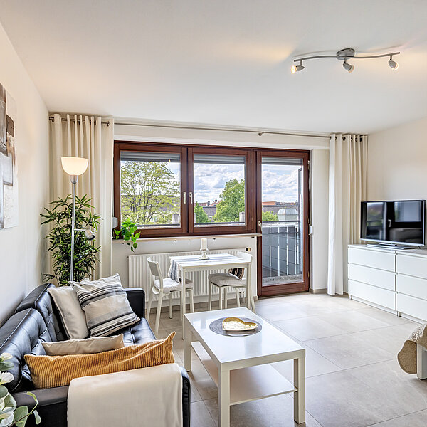 Milbertshofen: Sonniges 1-Zimmer-Apartment ruhig aber dennoch zentral