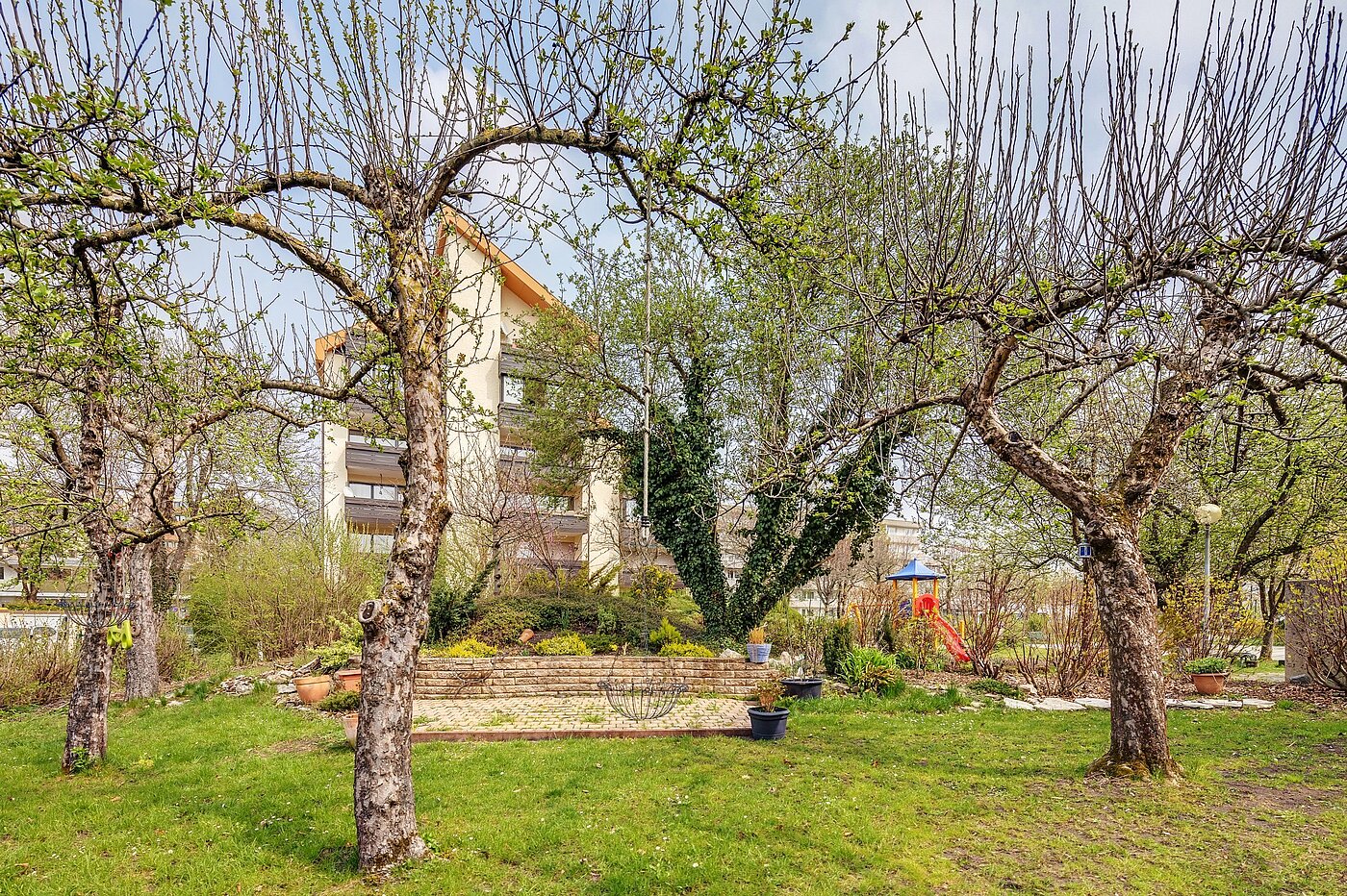 Etagenwohnung mit 3 Zimmern | Karlsfeld | 1904ML1 | Herrlicher Grillplatz..