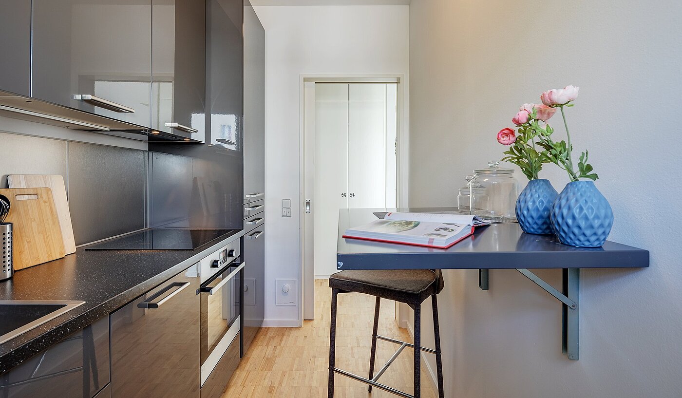 Etagenwohnung mit 2 Zimmern | München-Thalkirchen | 2107ML2 | ...und genügend Arbeitsfläche