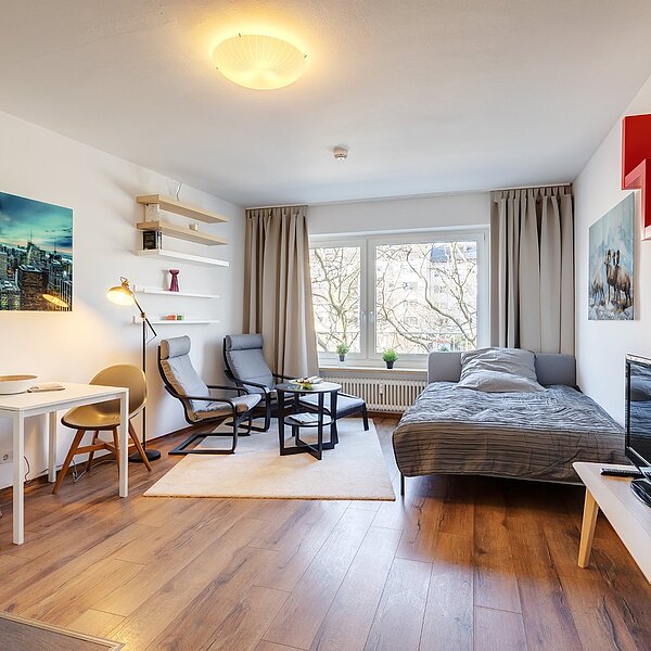Nymphenburg: 3-Zi.-Wohnung - Gute Rendite durch clevere Aufteilung