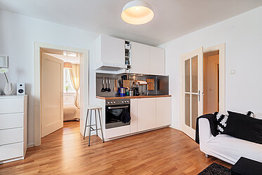 Maxvorstadt: Wertbeständige 2-Zimmer-Wohnung in Bestlage - frei ab Sommer