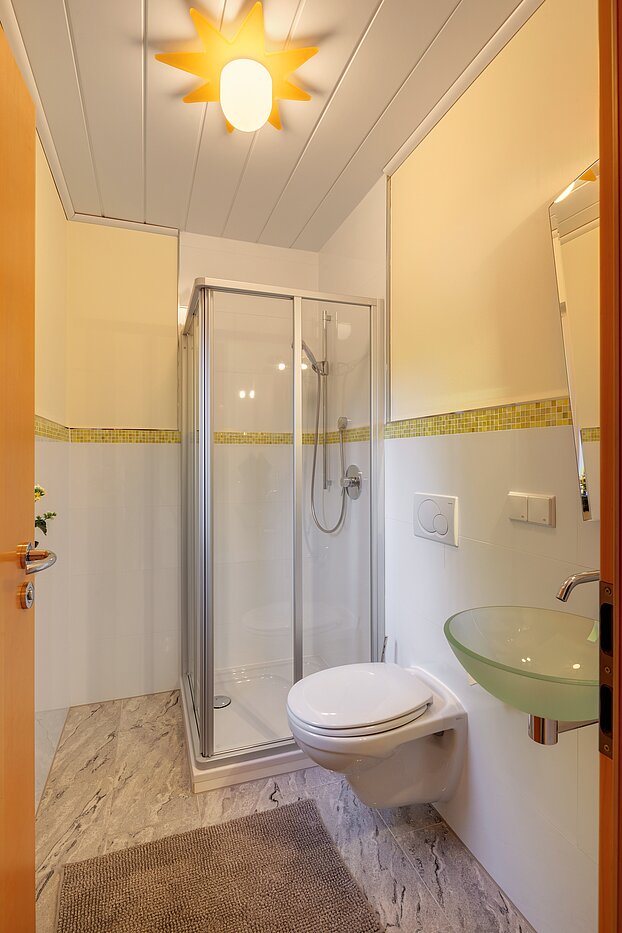 Einfamilienhaus mit 5 Zimmern | Icking | 70438 | ...Duschbad und Gäste-WC