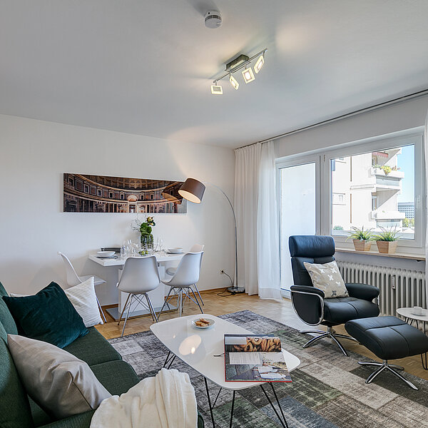 Moosach: Charmante 2-Zimmer Wohnung mit Balkon