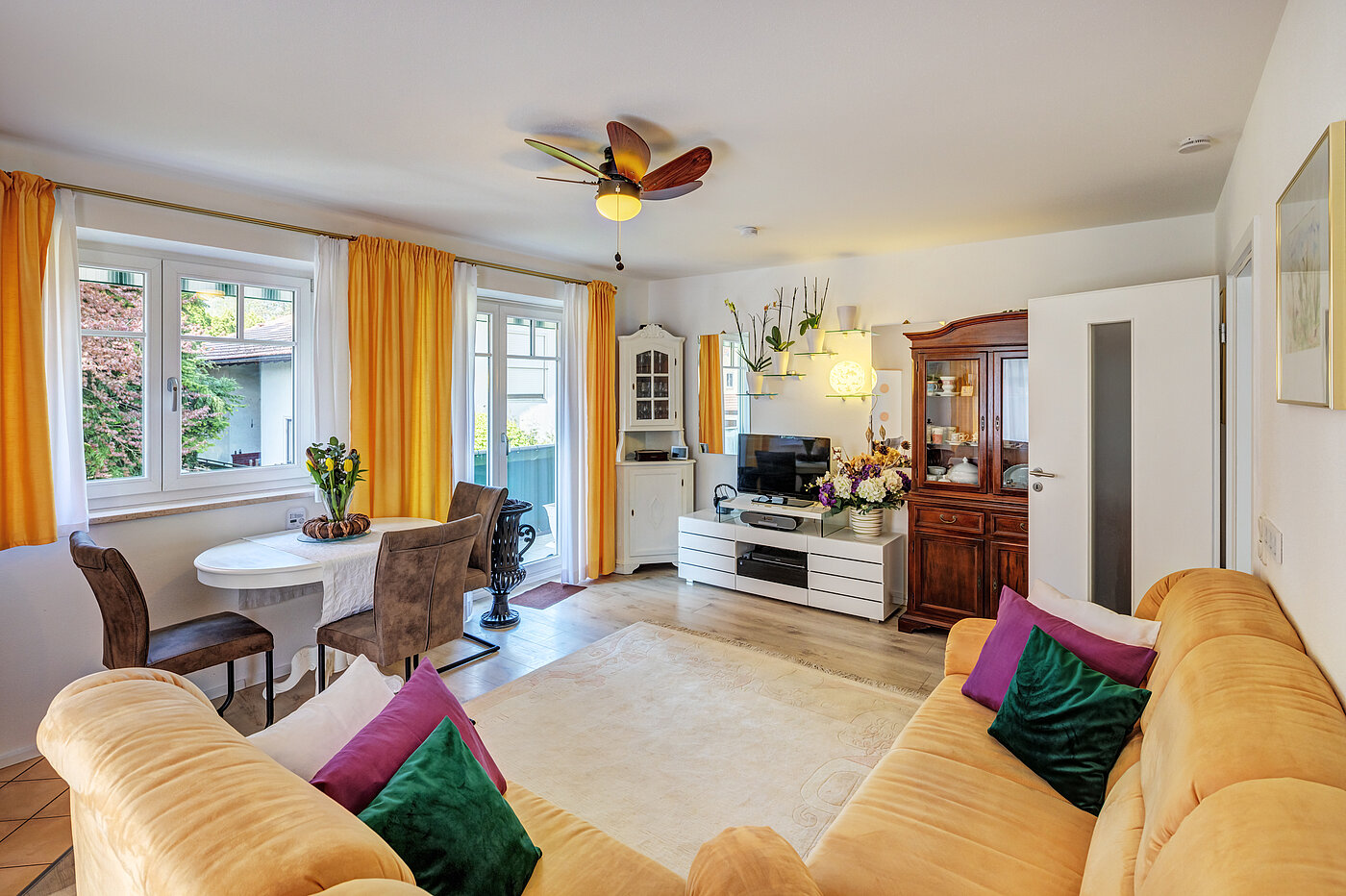 Etagenwohnung mit 3.5 Zimmern | Bad Aibling | 70442 | Gemütliches Wohnzimmer...