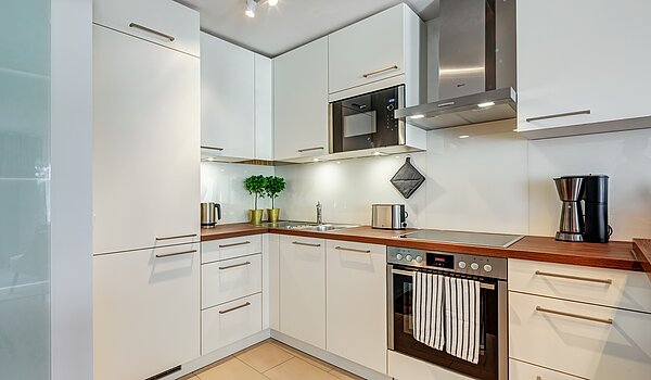 Etagenwohnung mit 2 Zimmern | München-Schwabing | 70434 | ...hochwertiger Einbauküche...