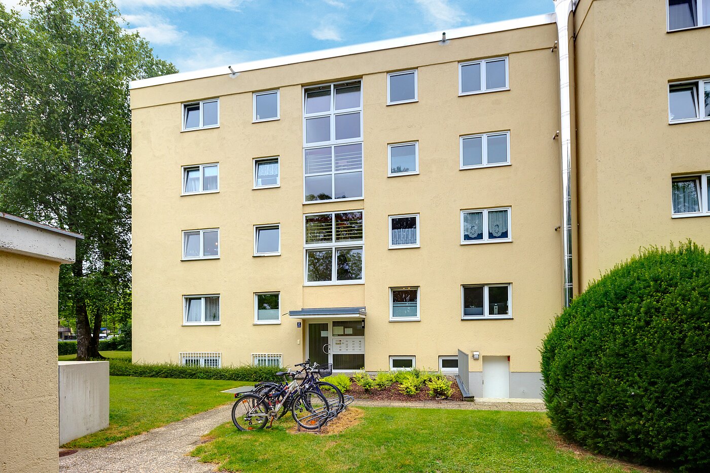 Etagenwohnung mit 1 Zimmer | Ottobrunn | 2301ML1 | Hausansicht