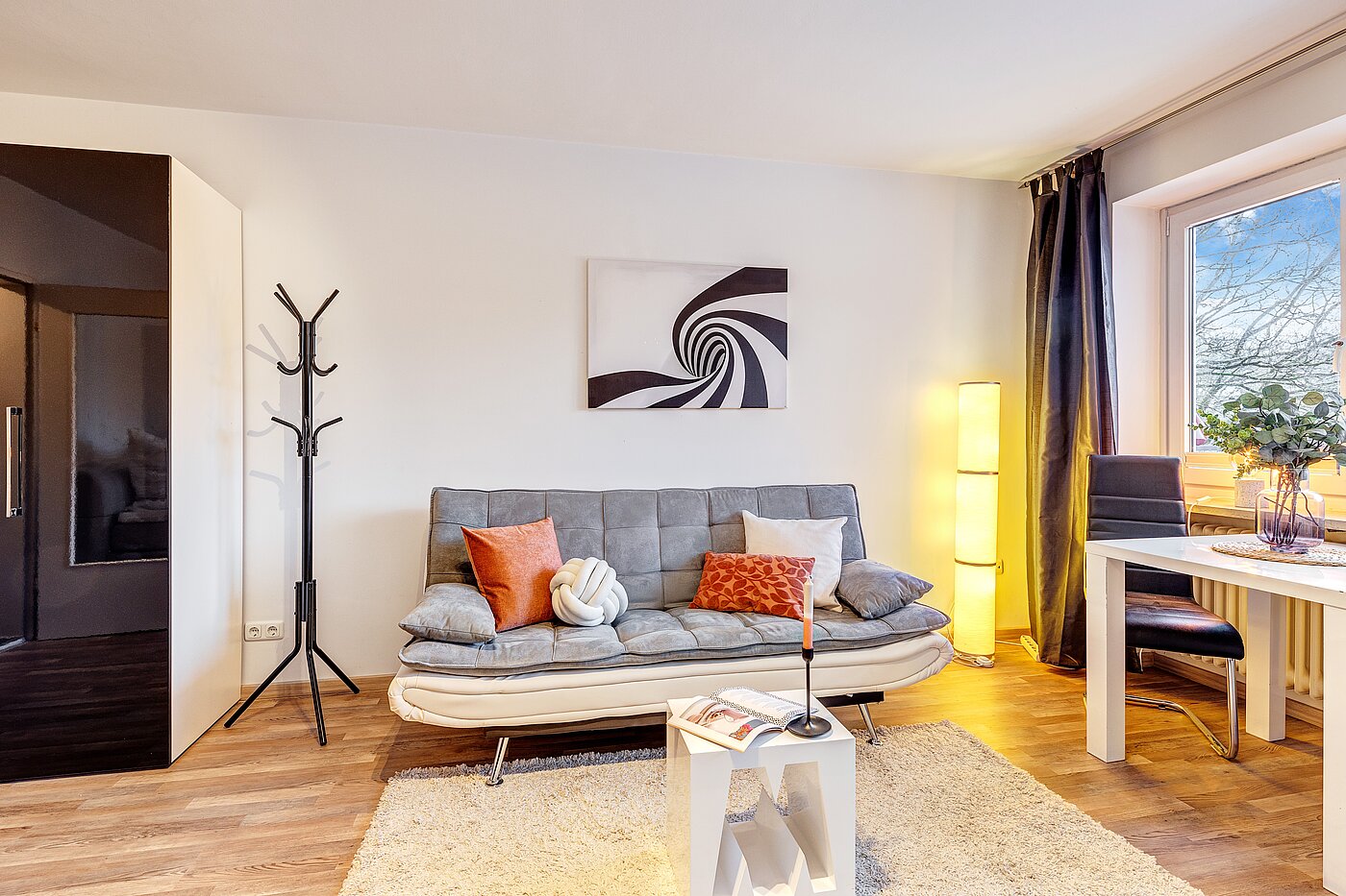 Etagenwohnung mit 1 Zimmer | München-Fürstenried | 2301ML5 | ...mit Platz zum Essen...