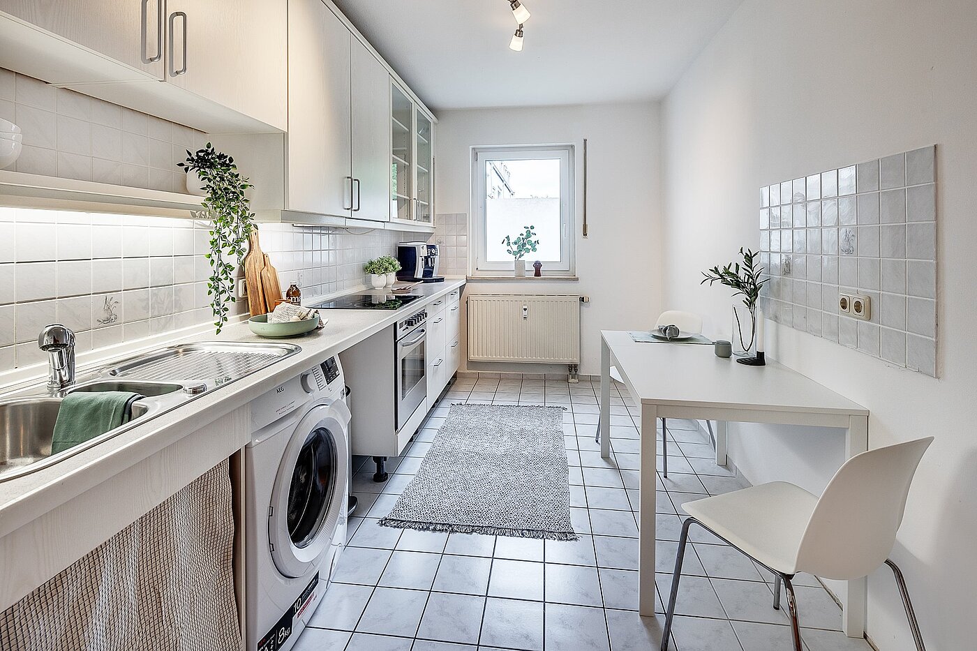 Etagenwohnung mit 3 Zimmern | München-Hasenbergl | 2105ML10 | Küche mit Fenster