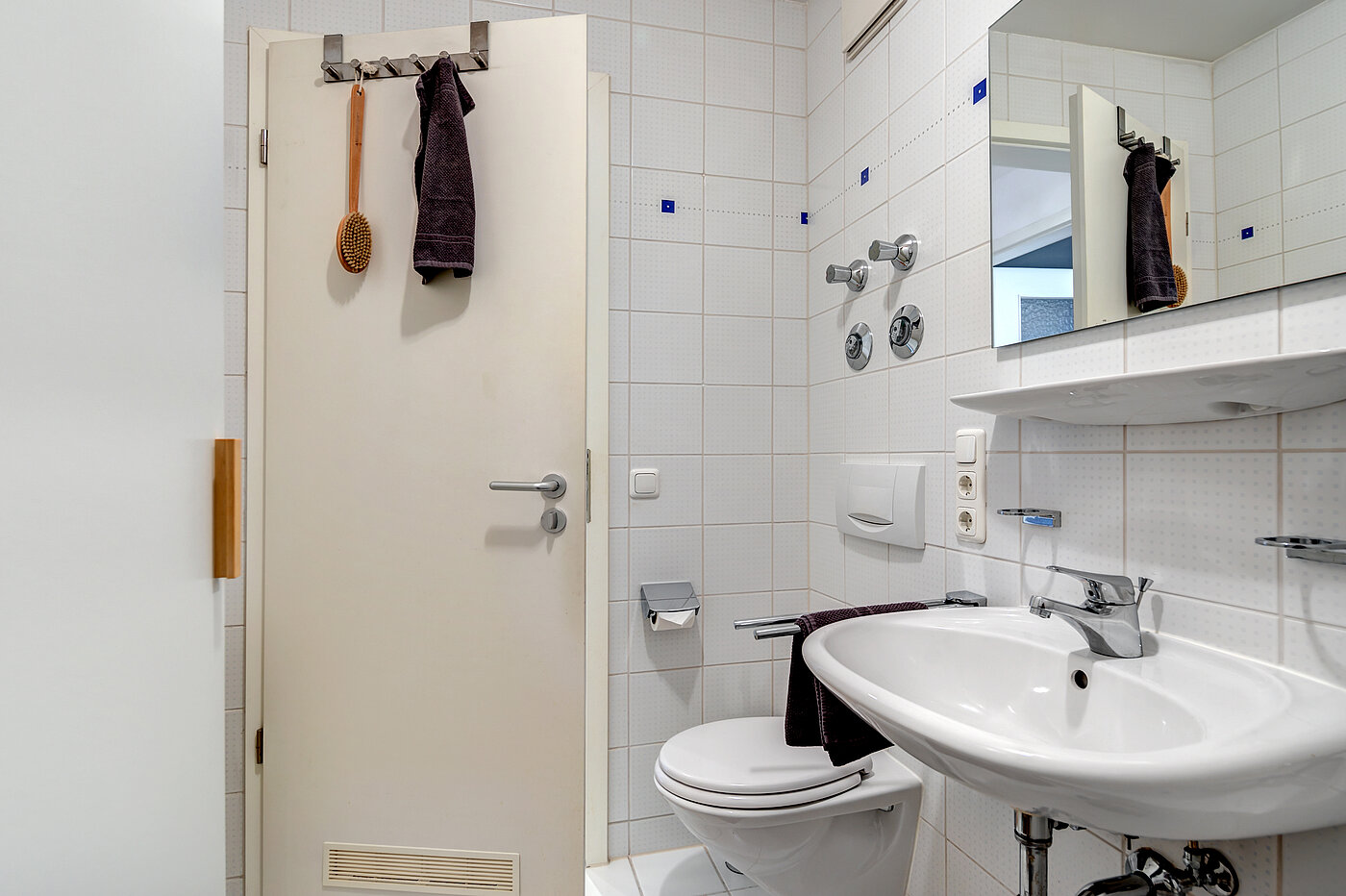 Etagenwohnung mit 2 Zimmern | München-Neuhausen | 70440 | Badezimmer