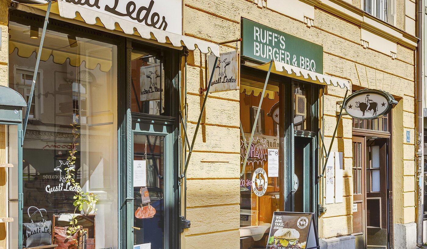 Etagenwohnung mit 1 Zimmer | München-Maxvorstadt | 70132 | ...- alles um die Ecke